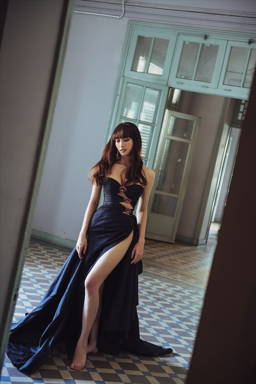 Sở hữu đôi chân dài 1m22 với gương mặt đẹp không góc chết, Lương Thùy Linh là một trong các hoa hậu gây được ấn tượng và thiện cảm với công chúng. Ảnh: Huỳnh Trí Nghĩa.