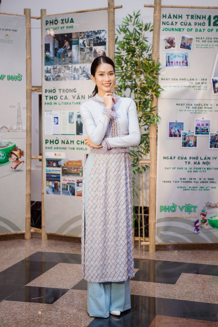 Người đẹp thừa nhận cảm xúc hồi hộp và hứng khởi khi có cơ hội được thử sức trong vai trò hoàn toàn mới này.