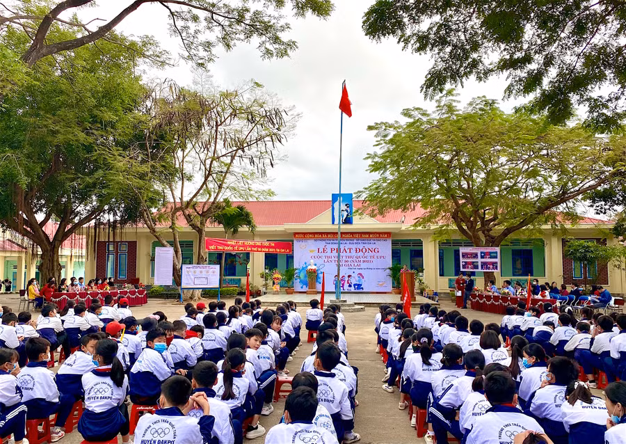 Quang cảnh lễ phát động. Ảnh: Hồng Thi.