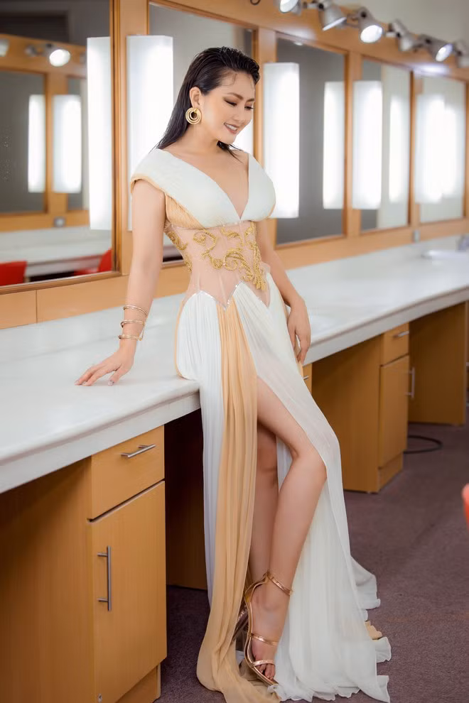 Ngọc Lan diện thiết kế gợi cảm ẢNH:THÀNH ĐẠT