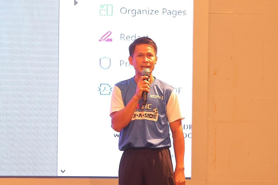 Ông Bundit Thiabthong đang là giảng viên dinh dưỡng và thể chất tại Thái Lan. Ảnh: SiamSport.