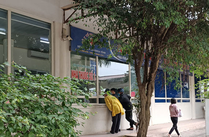Một nhà thuốc trên đường Hải Thượng Lãn Ông, TP Thanh Hóa, tỉnh Thanh Hóa .Ảnh: THANH TUẤN Một nhà thuốc trên đường Hải Thượng Lãn Ông, TP Thanh Hóa, tỉnh Thanh Hóa .Ảnh: THANH TUẤN
