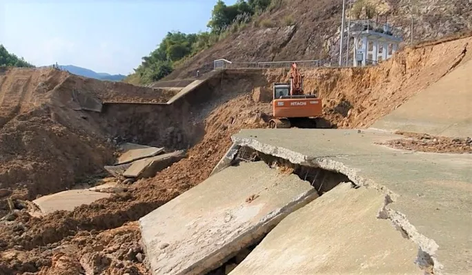 Kênh Bắc sông Chu - Nam sông Mã bất ngờ vỡ hôm 27-12