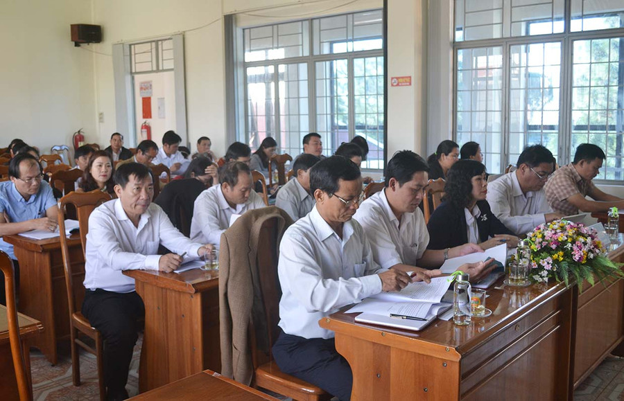 Các đại biểu dự Hội nghị tổng kết công tác Hội, phong trào nông dân năm 2020 và triển khai các giải pháp thực hiện nhiệm vụ năm 2021. Ảnh: Hoàng Cư Các đại biểu dự Hội nghị tổng kết công tác Hội, phong trào nông dân năm 2020 và triển khai các giải pháp thực hiện nhiệm vụ năm 2021. Ảnh: Hoàng Cư