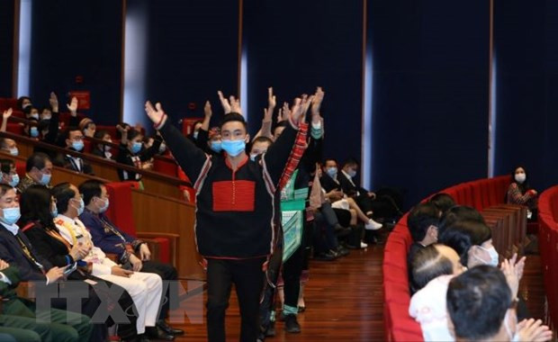 Đoàn thanh niên các dân tộc chào mừng Đại hội đại biểu toàn quốc các dân tộc thiểu số Việt Nam lần thứ II. (Ảnh: Văn Điệp/TTXVN) Đoàn thanh niên các dân tộc chào mừng Đại hội đại biểu toàn quốc các dân tộc thiểu số Việt Nam lần thứ II. (Ảnh: Văn Điệp/TTXVN)