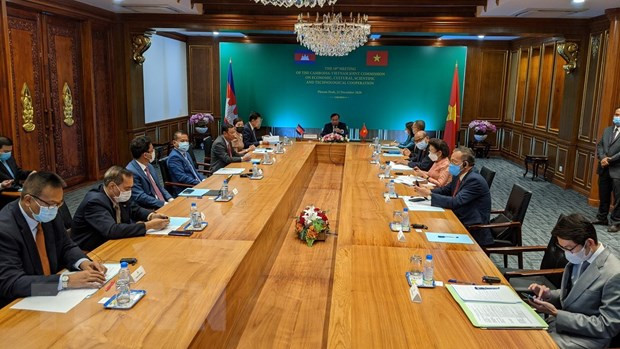 Quang cảnh Kỳ họp lần thứ 18 Ủy ban Hỗn hợp Việt Nam-Campuchia. (Ảnh: Nguyễn Vũ Hùng/TTXVN) Quang cảnh Kỳ họp lần thứ 18 Ủy ban Hỗn hợp Việt Nam-Campuchia. (Ảnh: Nguyễn Vũ Hùng/TTXVN)