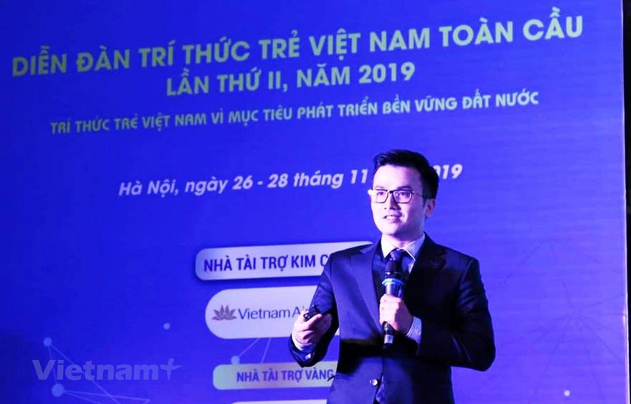 Phó giáo sư Trần Xuân Bách - Giảng viên Trường Đại học Y Hà Nội. (Ảnh: PV/Vietnam+)  Phó giáo sư Trần Xuân Bách - Giảng viên Trường Đại học Y Hà Nội. (Ảnh: PV/Vietnam+)