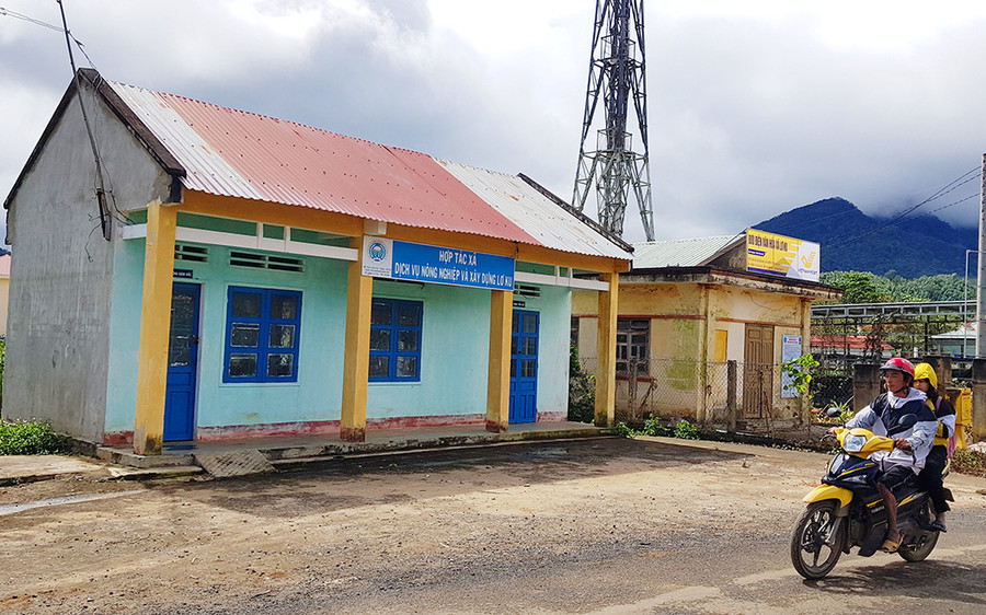 HTX Lơ Ku chủ trì dự án, chi trả tiền hỗ trợ cho người nghèo mập mờ, ăn chặn tiền dự án của người nghèo tại xã Lơ Ku, huyện Kbang, Gia Lai