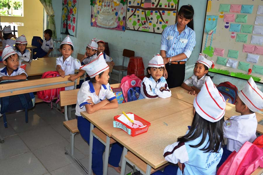 Một tiết học của cô và trò Trường Tiểu học Võ Thị Sáu (xã Chư Răng, huyện Ia Pa). Ảnh Trần Đức