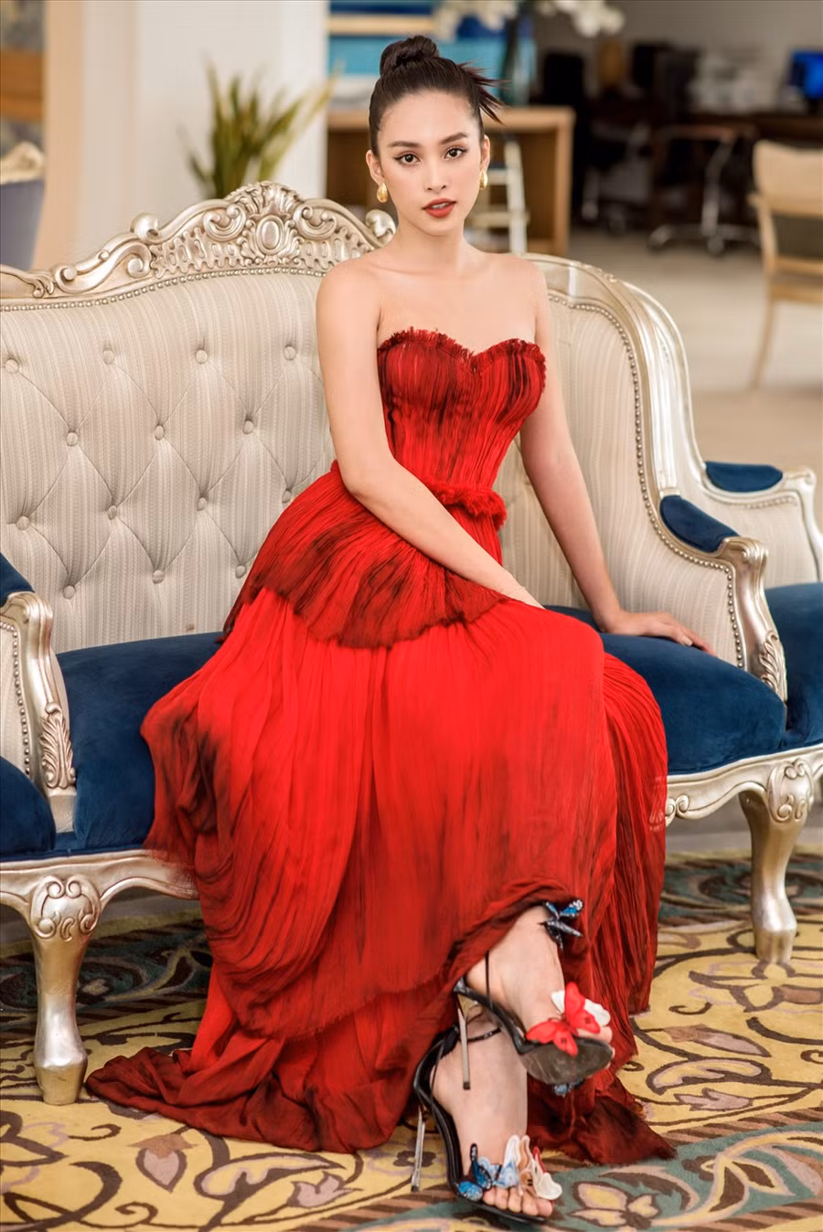 Nàng hậu cho biết cô trung thành phong cách nóng bỏng, khỏe khoắn quen thuộc sau khi kết thúc đương