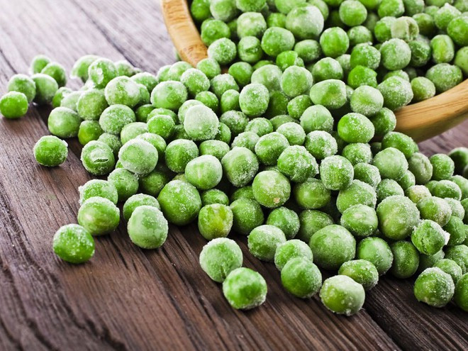 Thịt đỏ, các loại đậu, trứng, đậu và trái cây khô là một số nguồn cung cấp sắt phổ biến ẢNH: SHUTTERSTOCK