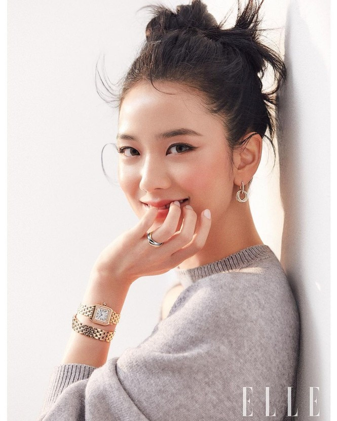 Ở tuổi 25, với nhan sắc, tài năng và sự nổi tiếng của cá nhân nói riêng và BlackPink nói chung, Jisoo được dự đoán sẽ còn tiến xa trong tương lai. Ảnh: ELLE