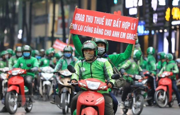  Các tài xế Grab với những băng rôn khẩu hiệu 