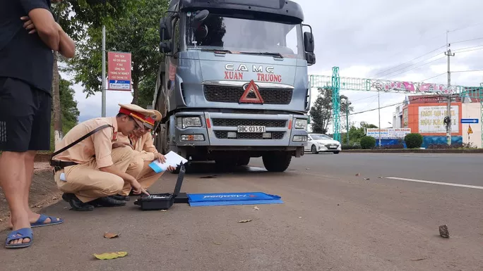 Tài xế xe quá tải 