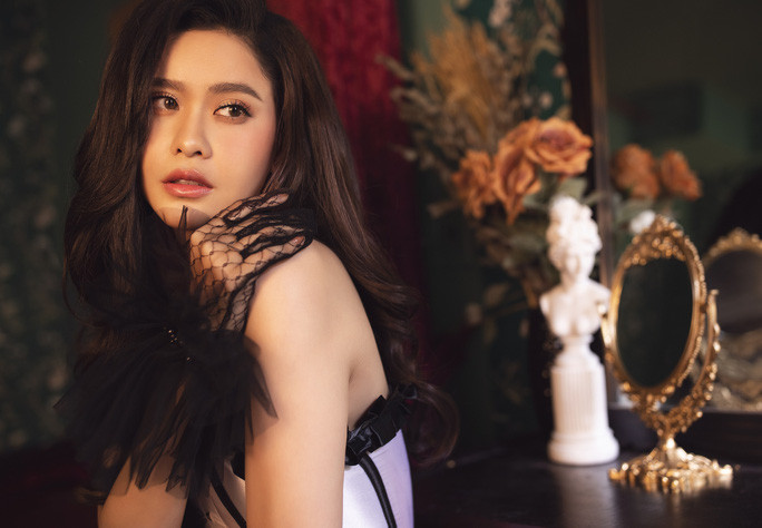 Xinh đẹp, quyến rũ hơn sau ly hôn, Trương Quỳnh Anh cũng được yêu mến hơn từ những vai diễn của mình