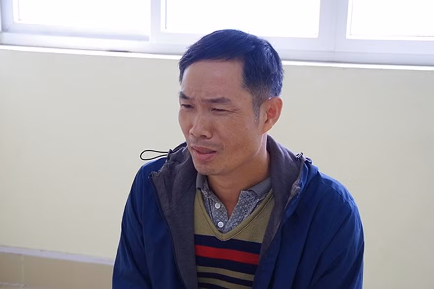  Đối tượng Cấn Văn Nam dùng giấy tờ giả thi thuê tiếng Anh B1 tại ĐH Thái Nguyên. Ảnh: Công an Thái Nguyên