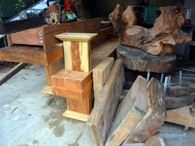 Phương tiện cùng tang vật của vụ án.