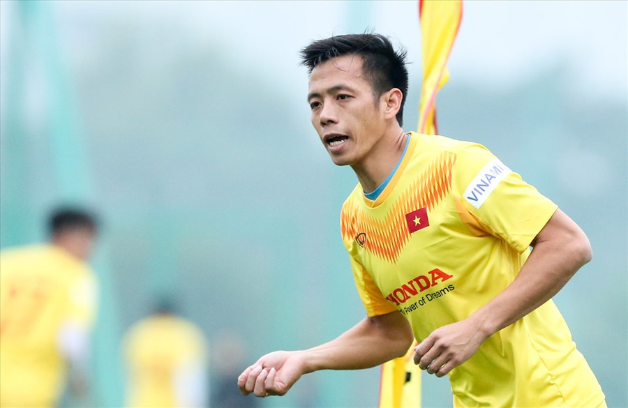 Văn Quyết đang tự làm mới chính mình để phù hợp với đội tuyển Việt Nam. Ảnh: Trung Hiếu