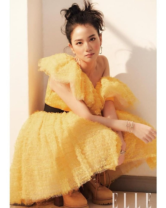 Jisoo khoe nhan sắc ngọt ngào xinh đẹp khó ai sánh kịp. Ảnh: ELLE