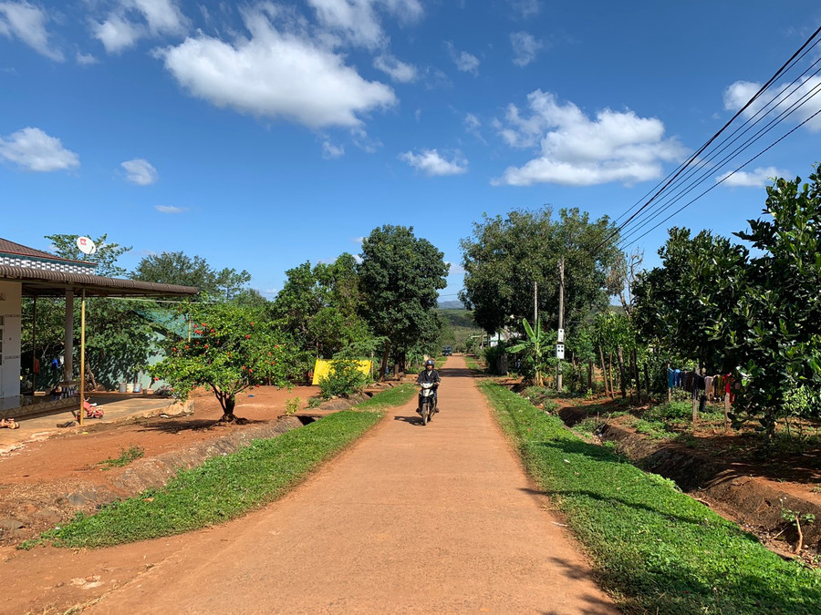 Diện mạo làng Klũ (xã Ia Drăng, huyện Chư Prông) ngày càng khởi sắc. Ảnh: Nhật Hào
