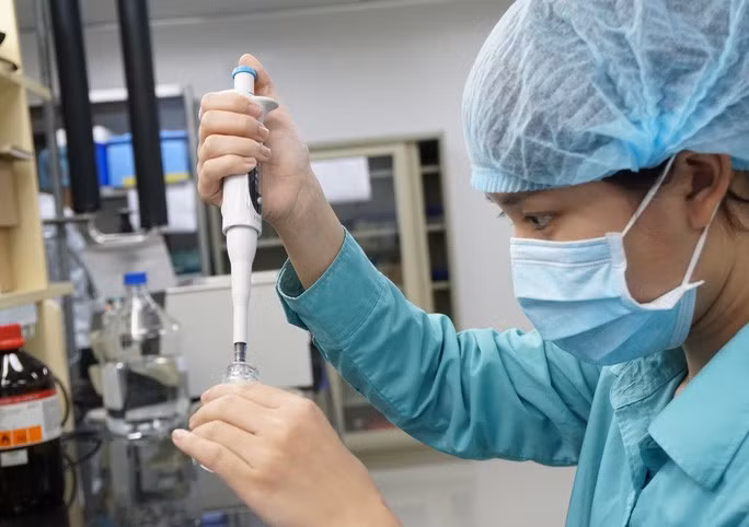  Nghiên cứu vắc-xin Covid-19 tại VABIOTECH - Ảnh: Ngọc Thanh