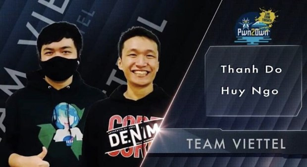 Hai cao thủ bảo mật Ngô Anh Huy và Đỗ Quang Thanh là chuyên gia thuộc Công ty An ninh mạng Viettel. (Ảnh: Viettel)