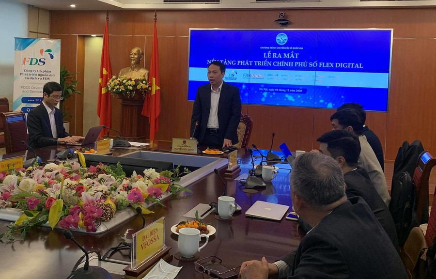 Thứ trưởng Bộ Thông tin và Truyền thông Nguyễn Huy Dũng phát biểu tại Lễ ra mắt nền tảng phát triển chính phủ số Flex Digital. (Nguồn: baochinhphu.vn) Thứ trưởng Bộ Thông tin và Truyền thông Nguyễn Huy Dũng phát biểu tại Lễ ra mắt nền tảng phát triển chính phủ số Flex Digital. (Nguồn: baochinhphu.vn)