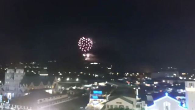 Một màn trình diễn pháo hoa đã diễn ra tại thủ đô Apia của Samoa. Ảnh: Facebook