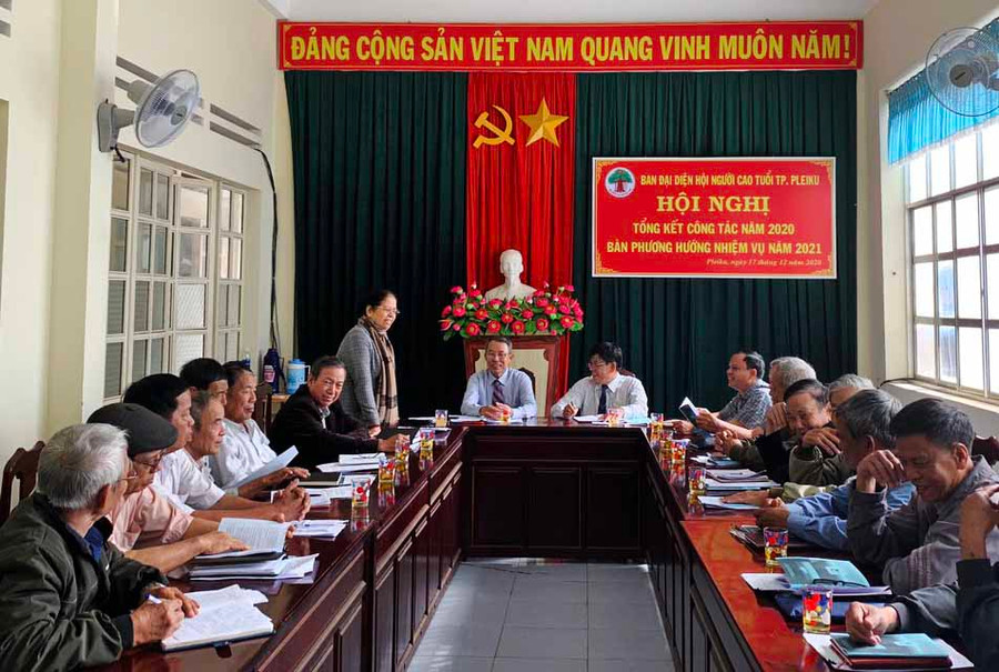 Quang cảnh buổi tổng kết. Ảnh: Hồng Thương