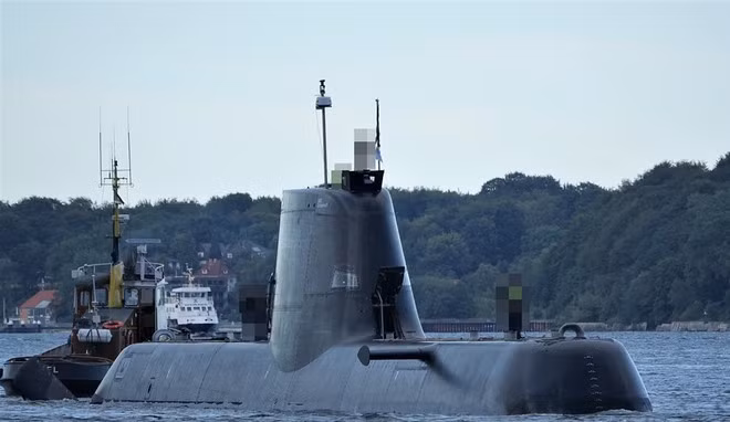  Tàu ngầm Type 218SG đầu tiên của Singapore chạy thử tại Kiel, Đức, cuối tháng 8.2020 - Ảnh: NavalNews