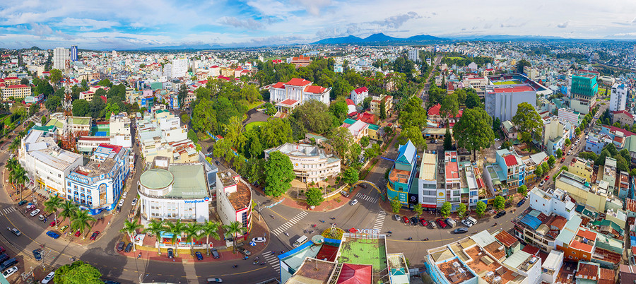  Sau 75 năm, Đảng bộ tỉnh đã thực hiện thắng lợi nhiều nhiệm vụ, đưa tỉnh nhà ngày càng khởi sắc. Ảnh: Phan Nguyên