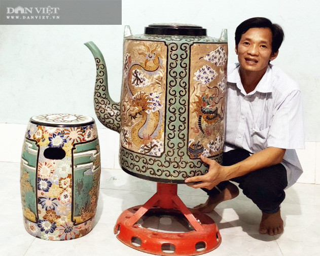  Những món đồ cổ kích thước khủng trong bảo tàng cá nhân về gốm sứ của thầy giáo miền Tây. Ảnh: M.A.
