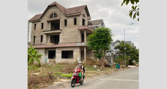 Nhà để trống chưa sử dụng tại khu dân cư Khang An, quận 9, TPHCM. Ảnh: CAO THĂNG