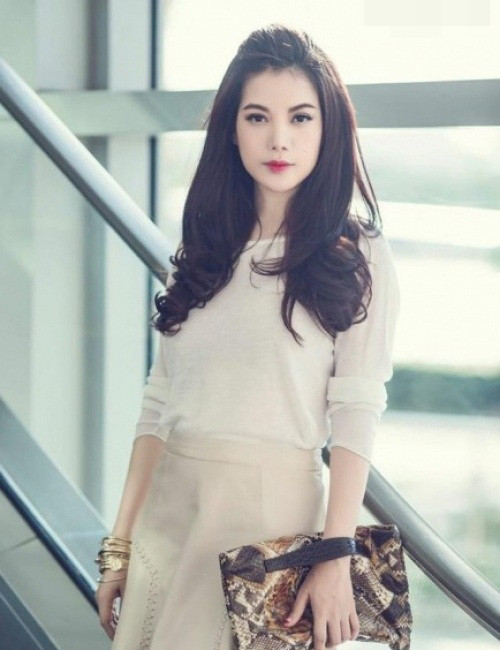 Nhiều người tiếc vì thích diện mạo chị trước đây hơn