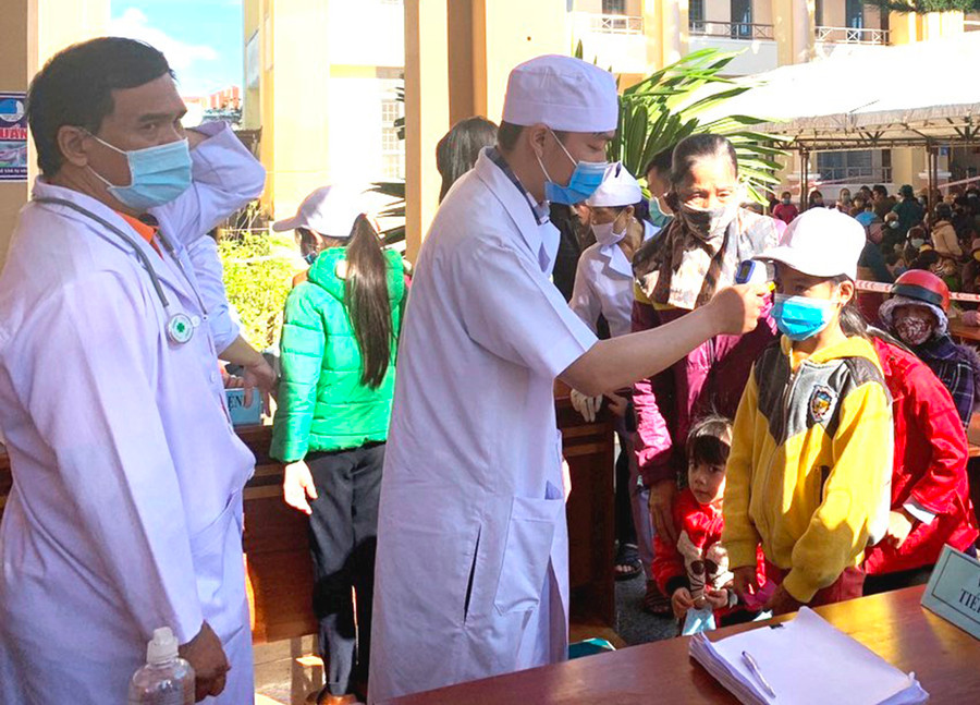 Vì cộng đồng, hãy chung tay phòng-chống dịch bệnh truyền nhiễm nguy hiểm là chủ đề đợt thi 2 Cuộc thi ttrực tuyến tìm hiểu pháp luật năm 2020. Ảnh: Hồng Thương