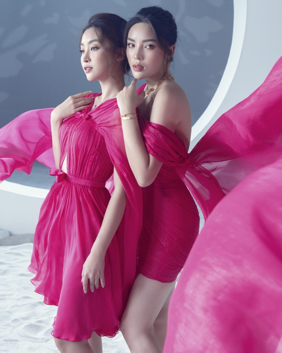 Các nàng hậu là những gương mặt gắn bó với các nhà thiết kế hàng đầu Việt Nam hiện nay với vai trò vedette. Ảnh: NSCC