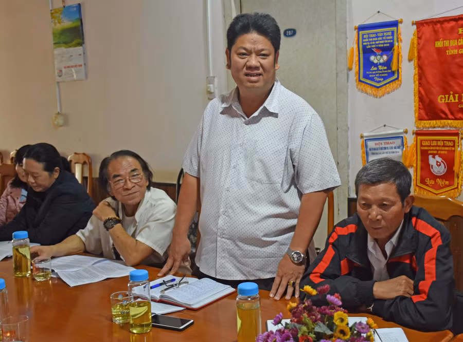 Các đại biểu tham gia góp ý tại hội nghị. Ảnh: Hà Phương