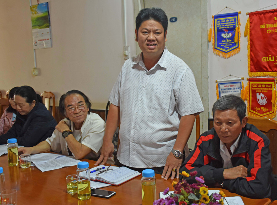 Các đại biểu tham gia góp ý tại hội nghị. Ảnh: Hà Phương