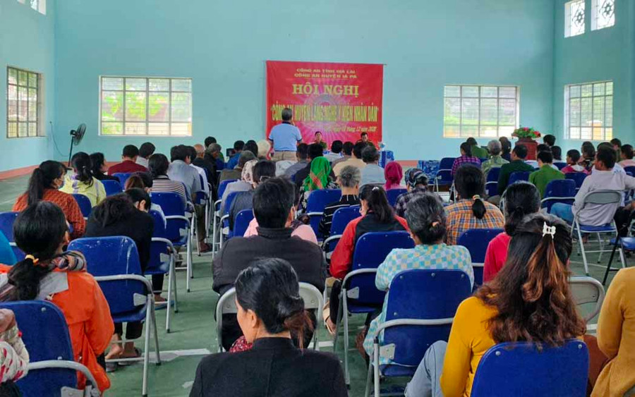 Quang cảnh Hội nghị Công an lắng nghe ý kiến nhân dân. Ảnh: Vũ Chi