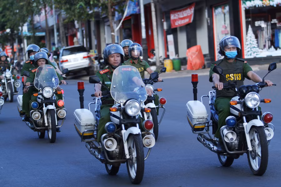 Lực lượng Công an tỉnh đẩy mạnh tấn công trấn áp tội phạm dịp Tết Nguyên đán Tân Sửu 2021. Ảnh: Văn Ngọc