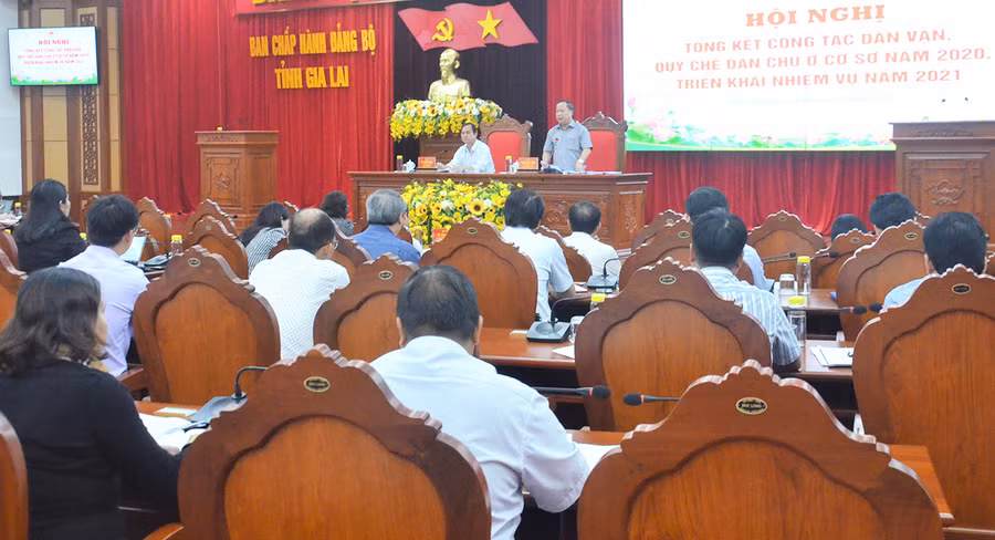 Quang cảnh Hội nghị Tổng kết công tác dân vận, quy chế dân chủ ở cơ sở năm 2020, triển khai nhiệm vụ năm 2021. Ảnh: Phương Linh