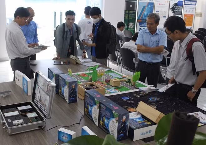 Các mô hình ứng dụng trí tuệ nhân tạo được trưng bày trong khuôn khổ cuộc thi HOA NỮ