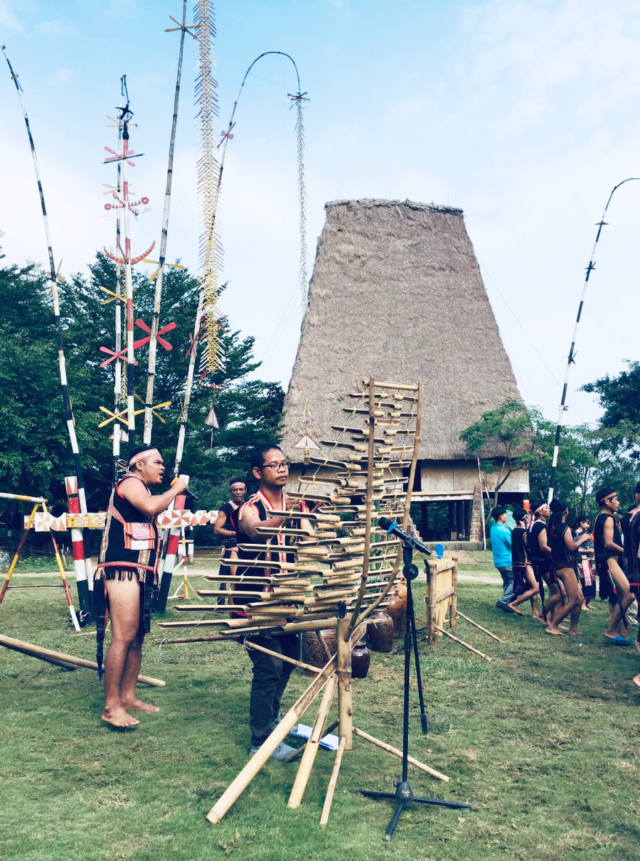 Homestay A Ngưi (xã Kông Lơng Khơng, huyện Kbang) mang đậm dấu ấn văn hóa Bahnar. Ảnh: Minh Nguyễn