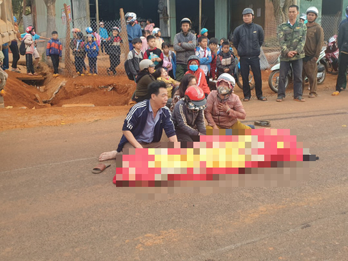 Chiếc xe ben tại hiện trường