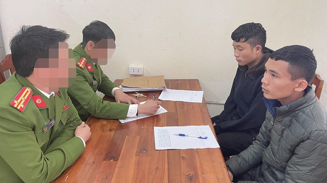 Các nghi phạm tại cơ quan công an - ẢNH CÔNG AN THANH HÓA CUNG CẤP Các nghi phạm tại cơ quan công an - ẢNH CÔNG AN THANH HÓA CUNG CẤP