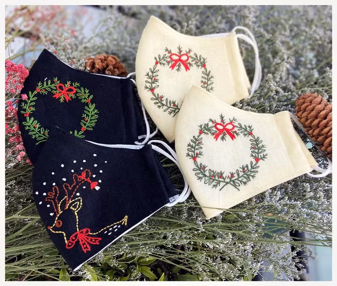 Khẩu trang vải vừa tiết kiệm vừa thời trang ẢNH: THANH HƯƠNG