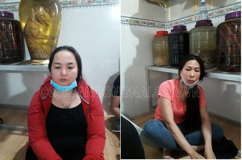 Hai đối tượng Hạnh “Bé Lớn” và Hương “Nám” bị bắt giữ. Ảnh: Công an Đồng Nai Hai đối tượng Hạnh “Bé Lớn” và Hương “Nám” bị bắt giữ. Ảnh: Công an Đồng Nai