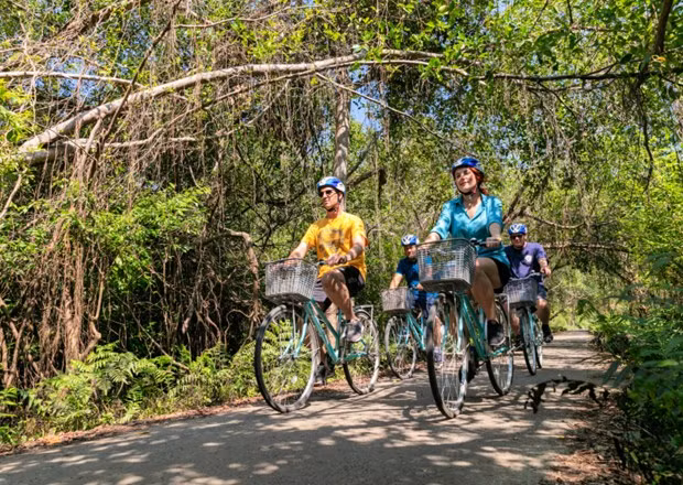 Lên đảo khám phá làng cổ Việt Hải. (Ảnh: CTV/Vietnam+) Lên đảo khám phá làng cổ Việt Hải. (Ảnh: CTV/Vietnam+)