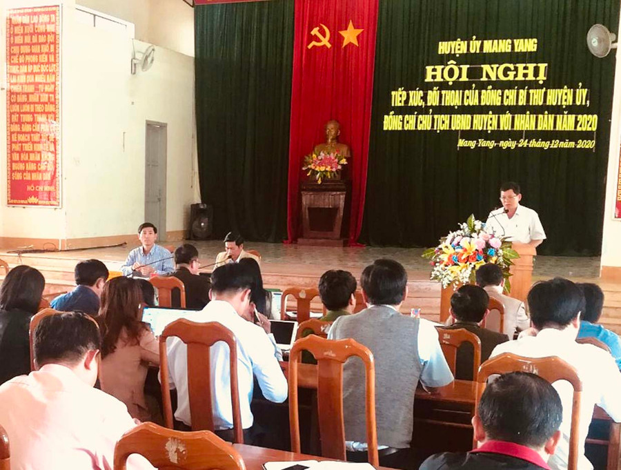 Quang cảnh buổi đối thoại. Ảnh: Thanh Xuyên
