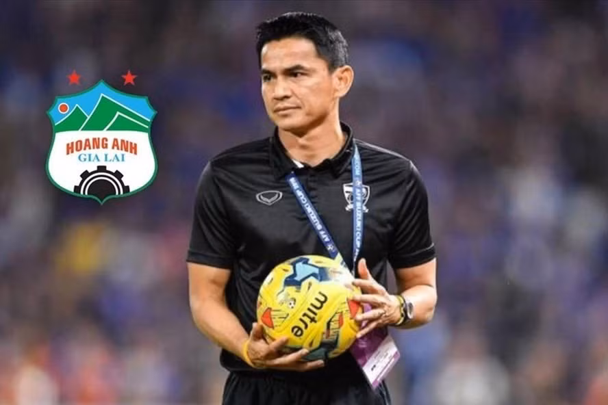 Kiatisak sẽ có dịp đối đầu với Lee Nguyễn ở V.League 2021. Ảnh: Thairath